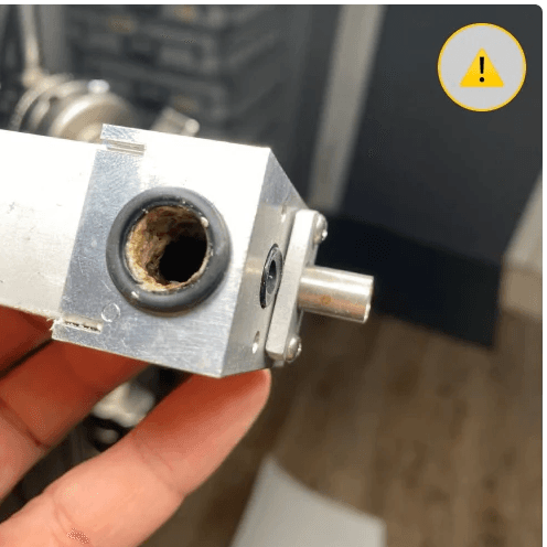 Corroded handpiece socket